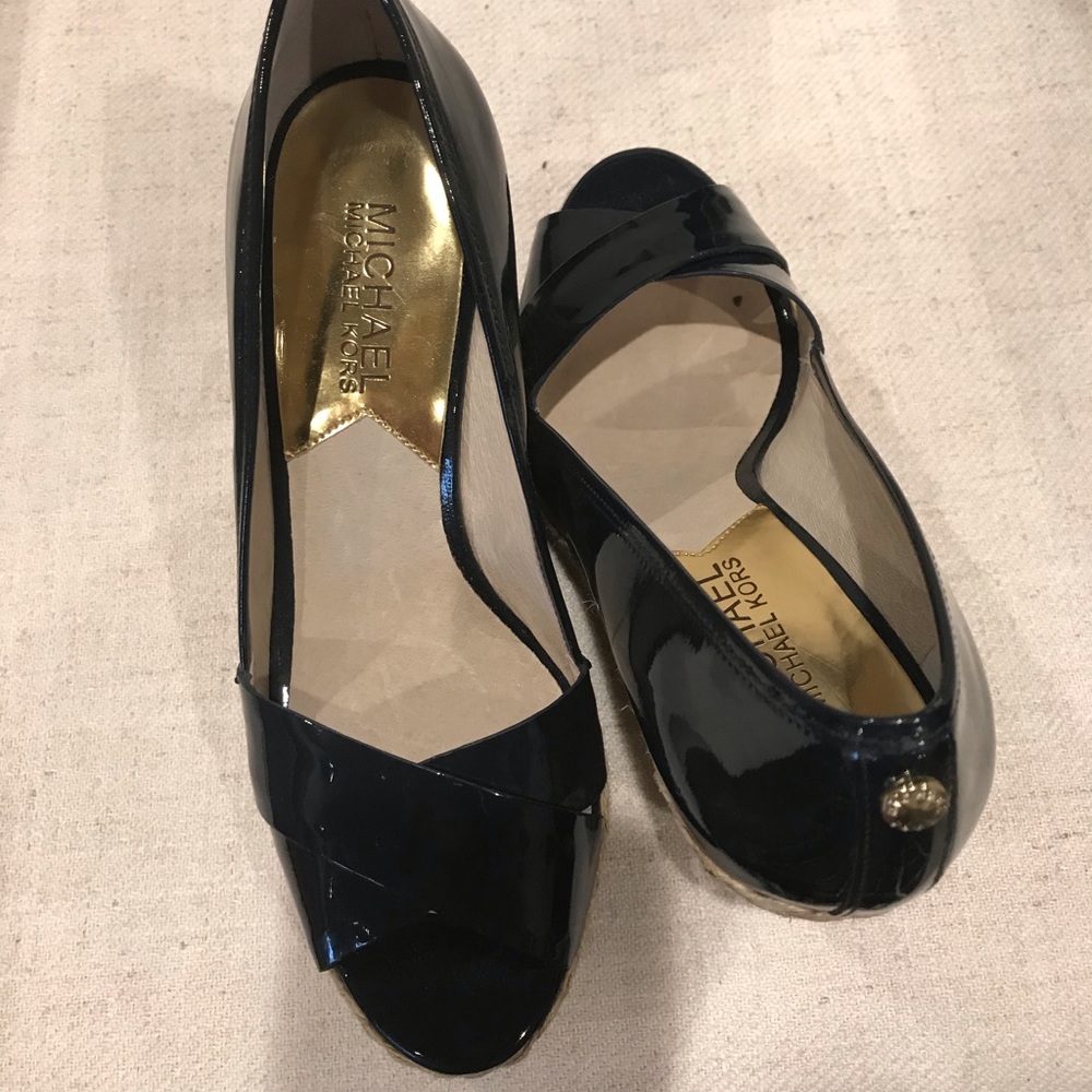 Michael Kors leather upper rubber outsole